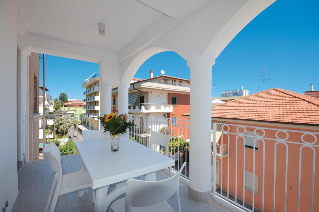 Residence Hotel Alba Palace Alba Adriatica Εξωτερικό φωτογραφία